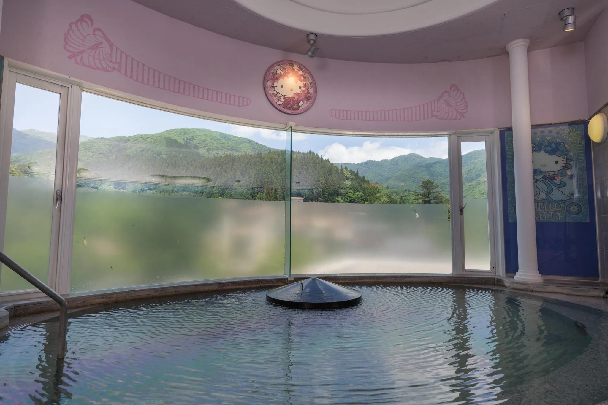 四万グランドホテル