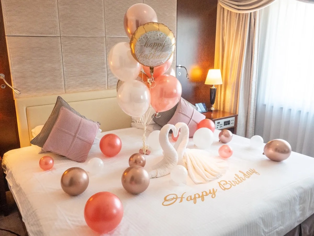 ロイヤルパークホテル