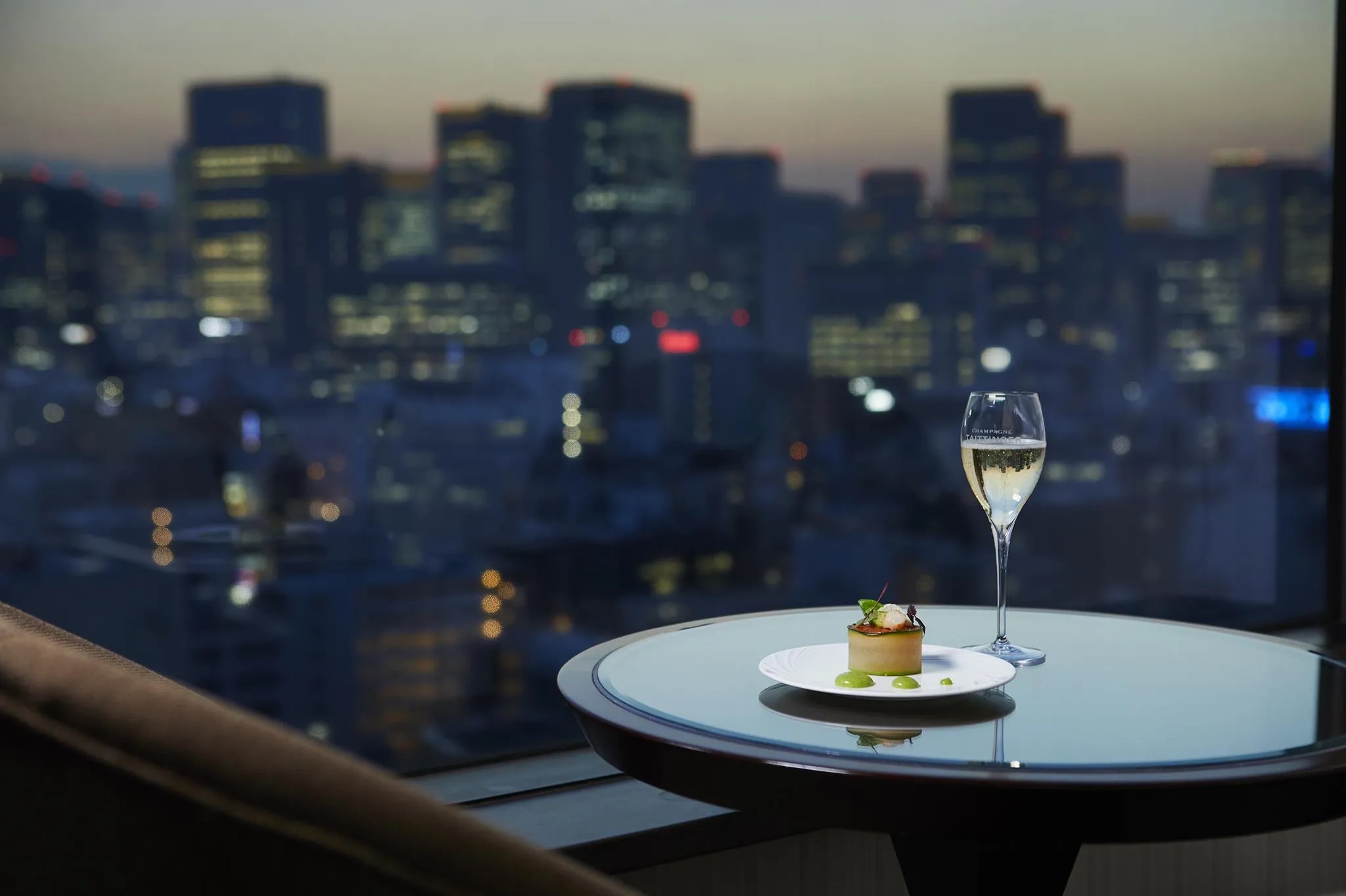 ロイヤルパークホテル