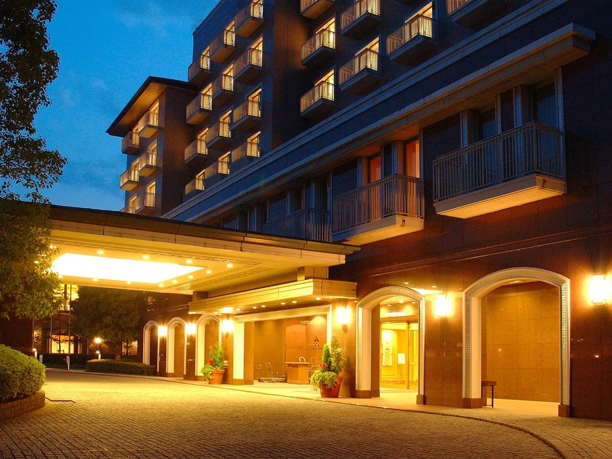 オークラアカデミアパークホテル