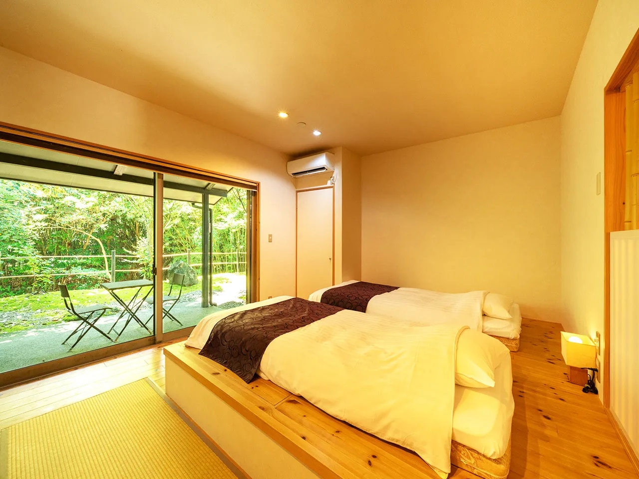 全室源泉掛け流し温泉付離れの旅館 四季の杜 紫尾庵