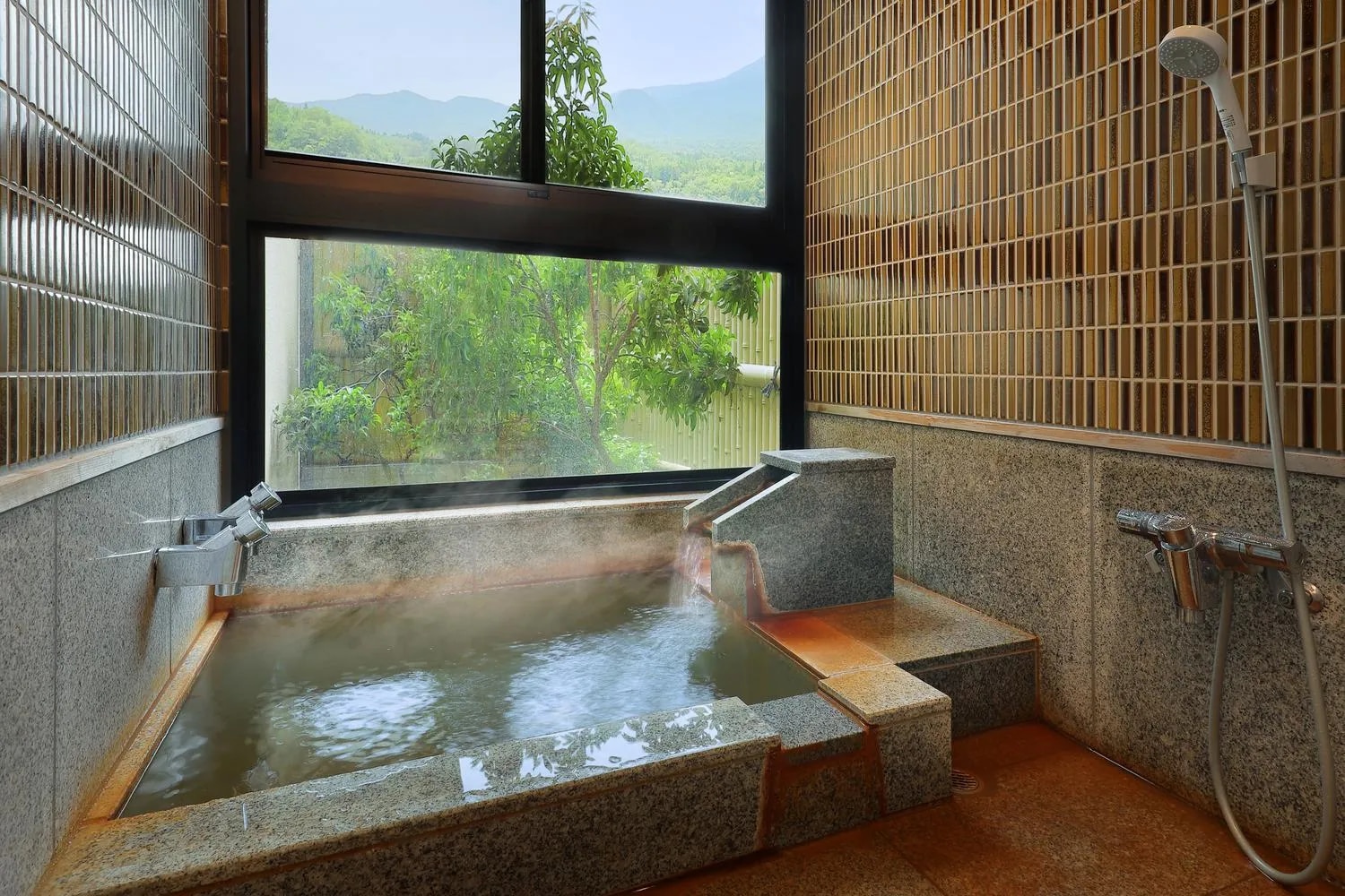 かっぱの宿 旅館 三治郎