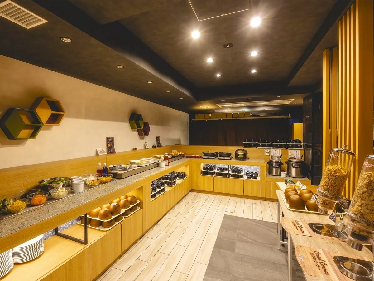 KOKO HOTEL 京都三条（旧 ホテルウィングインターナショナルプレミアム京都三条）