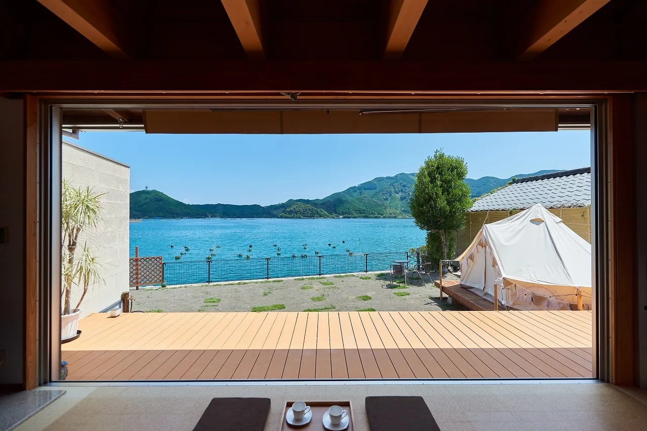 一棟貸しの海辺の宿 窮楽通楽