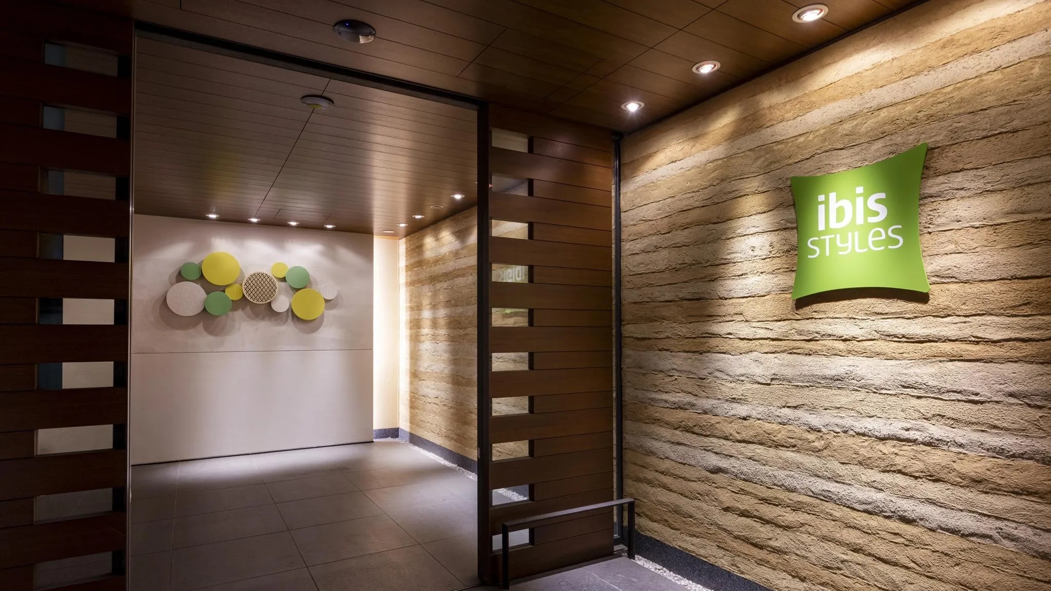 イビススタイルズ京都四条