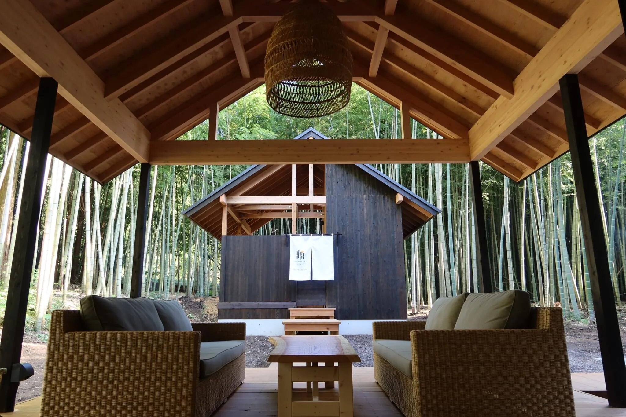 and FOREST勝浦 竹の離れ