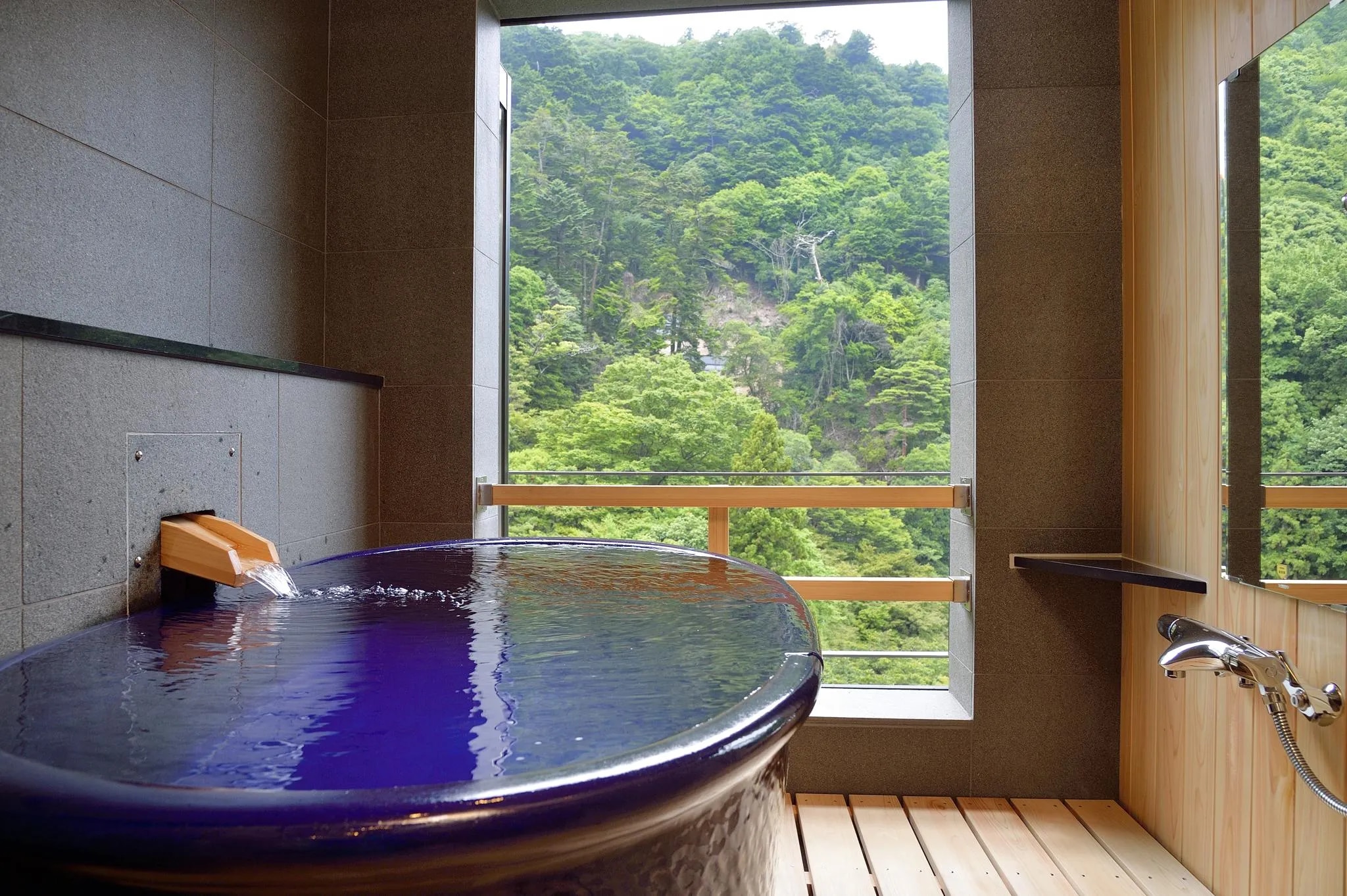 有馬温泉 月光園 鴻朧館