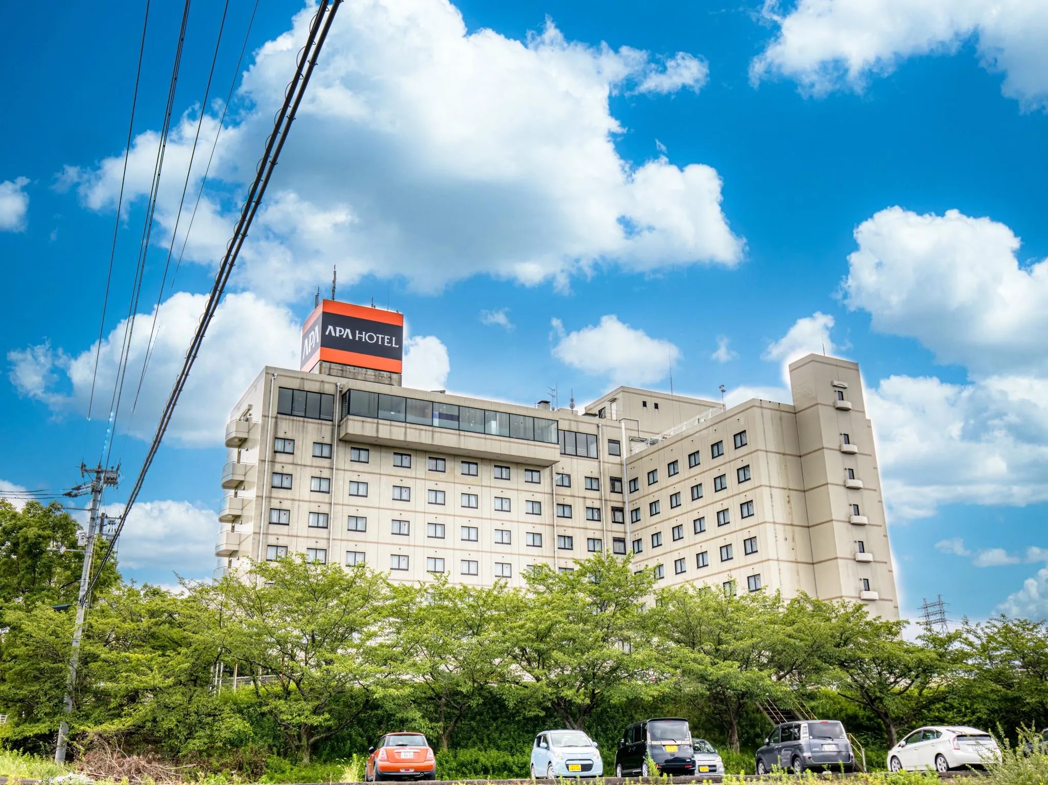 アパホテル〈高松空港〉