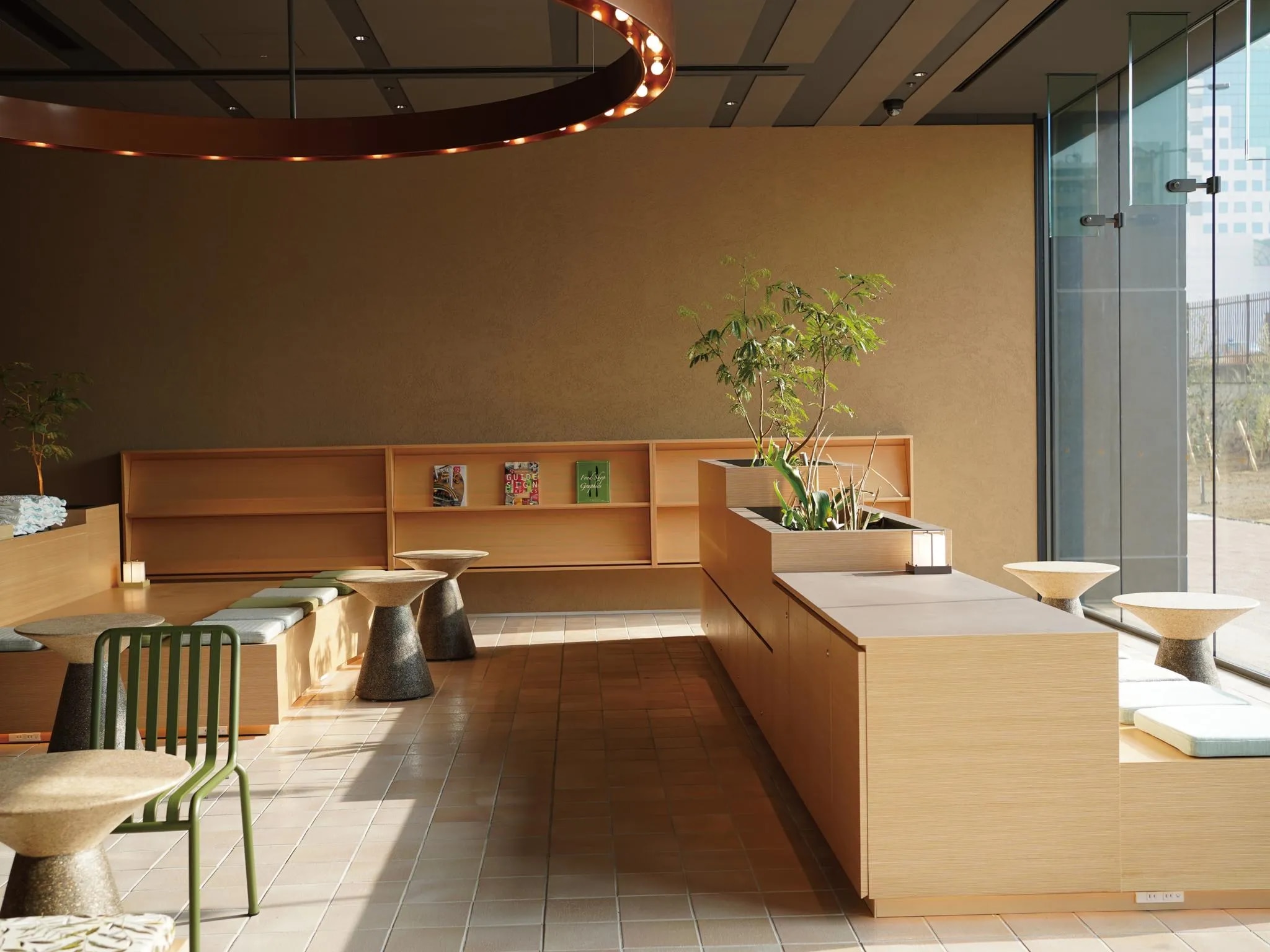 ドーセット バイ アゴーラ 大阪堺