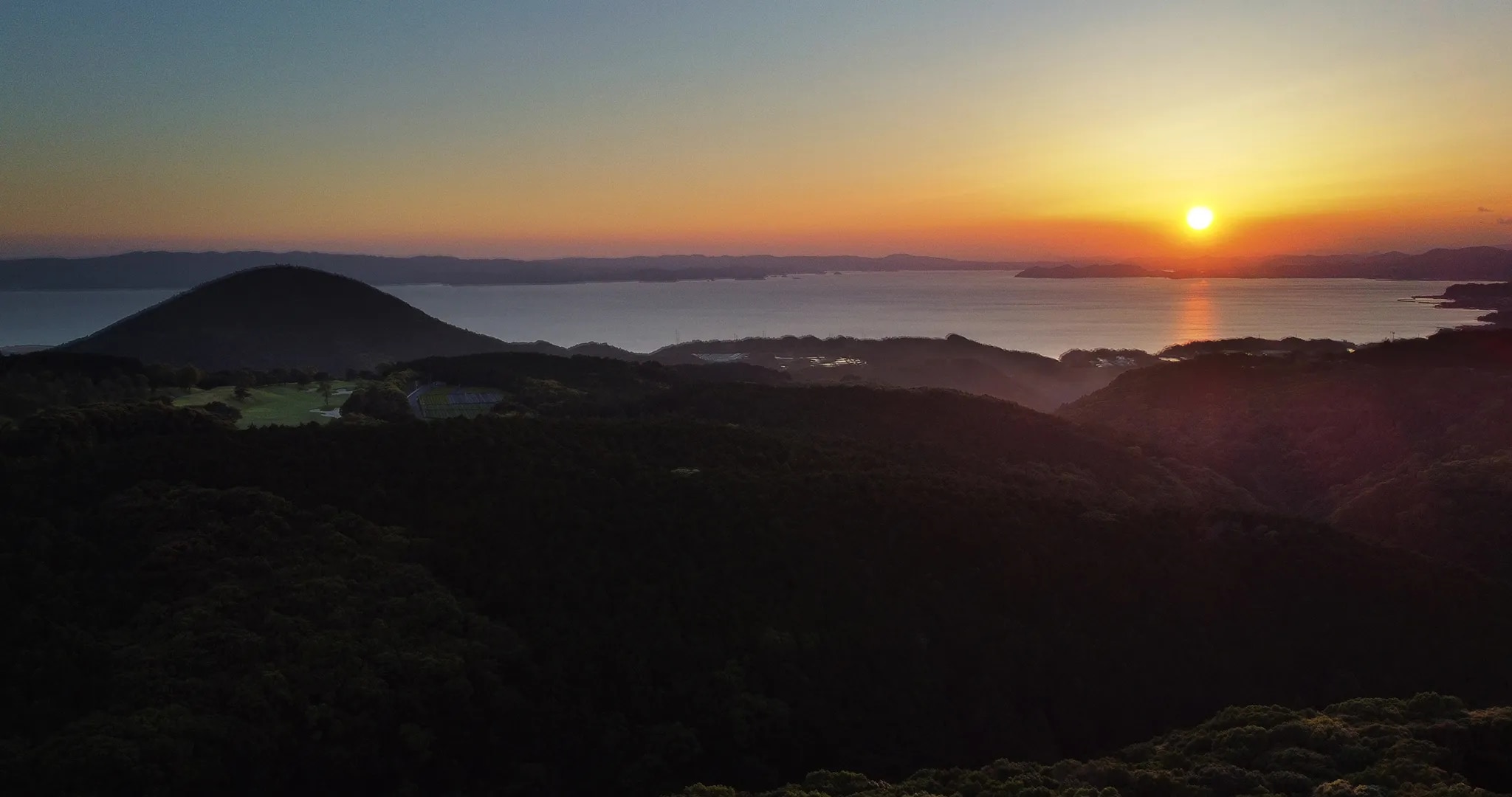 そのぎ茶温泉 里山の湯宿 つわぶきの花