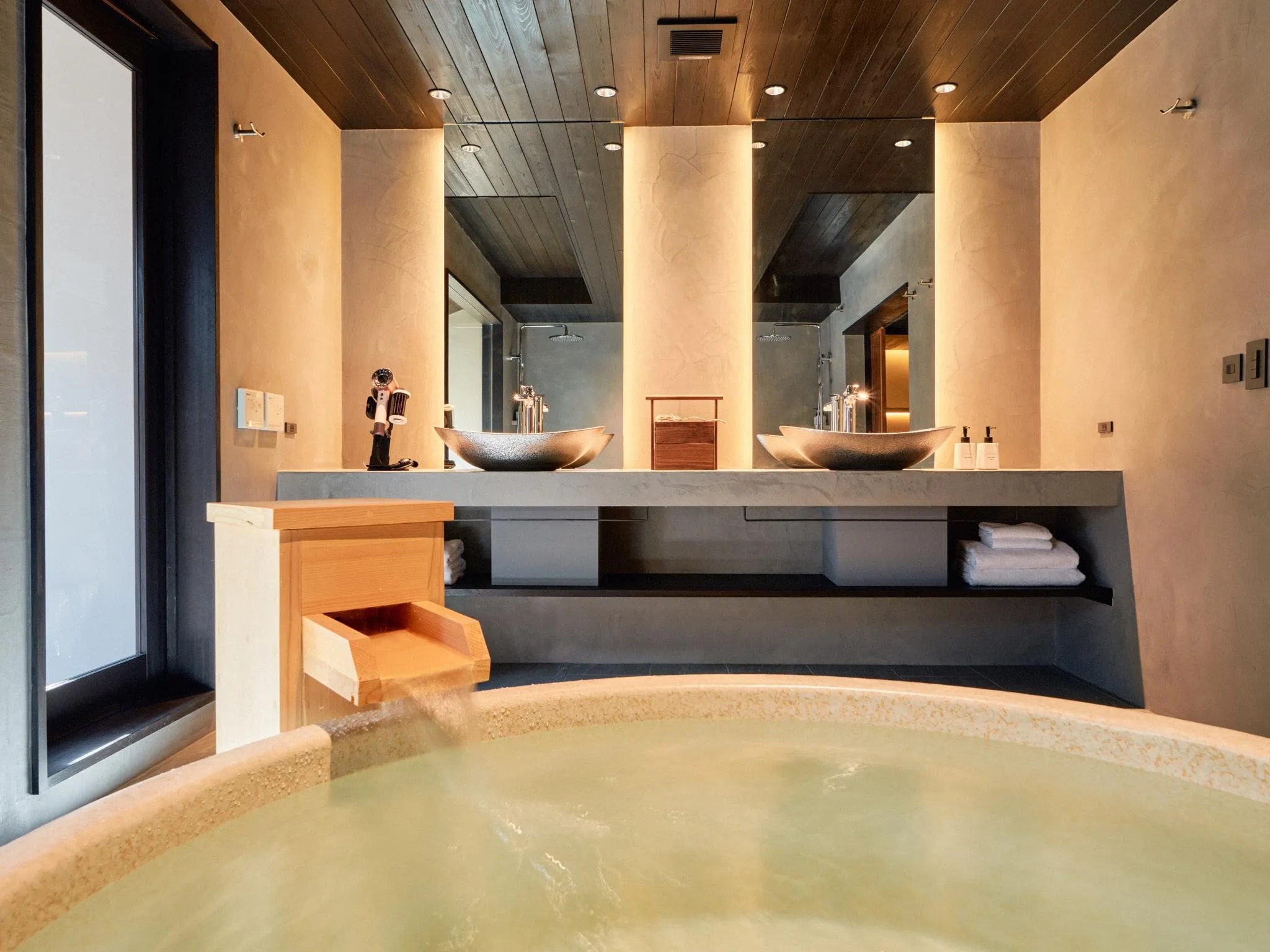 Kyoto Machiya 鴨川ガーデンズ