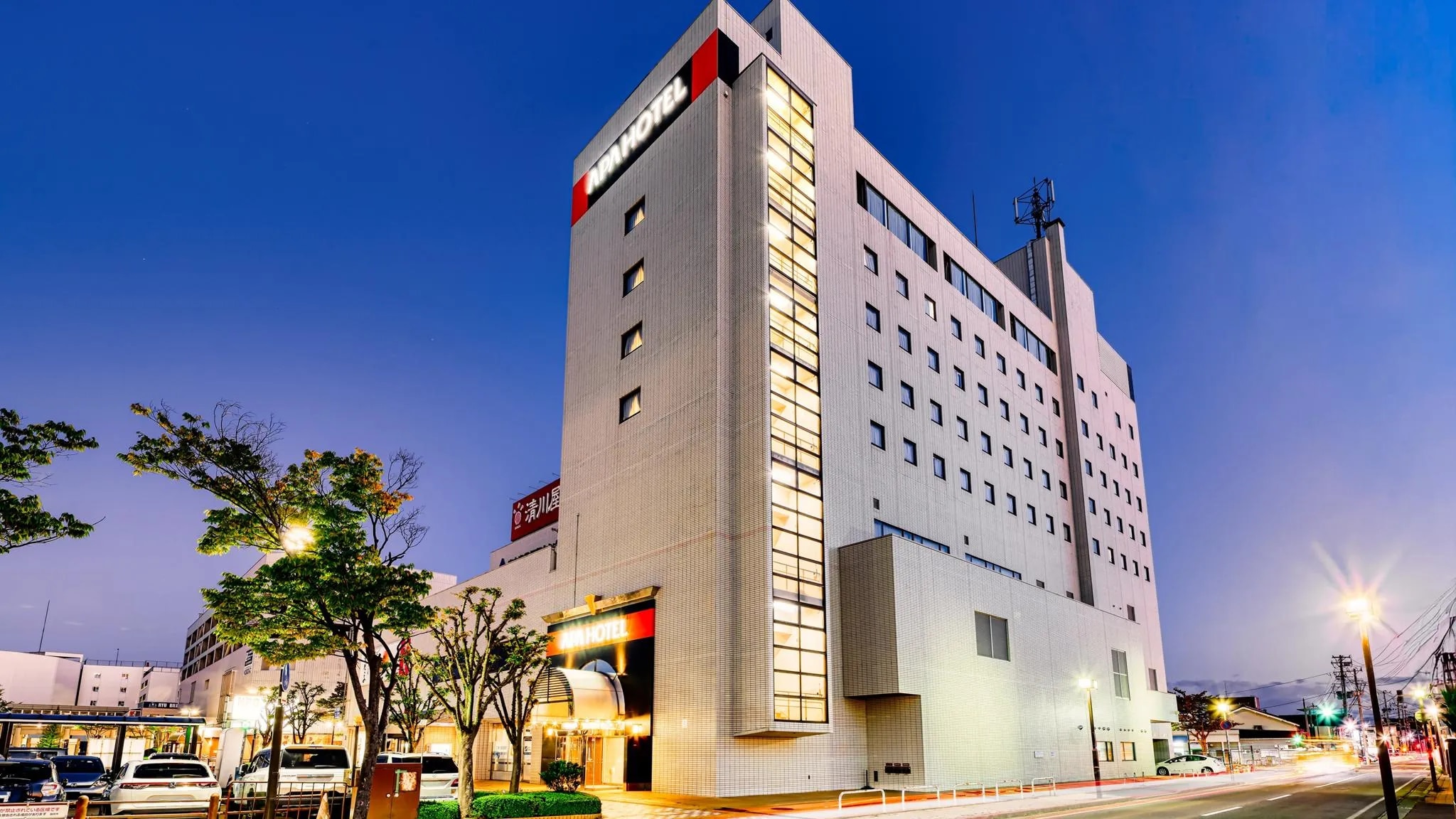アパホテル〈山形鶴岡駅前〉