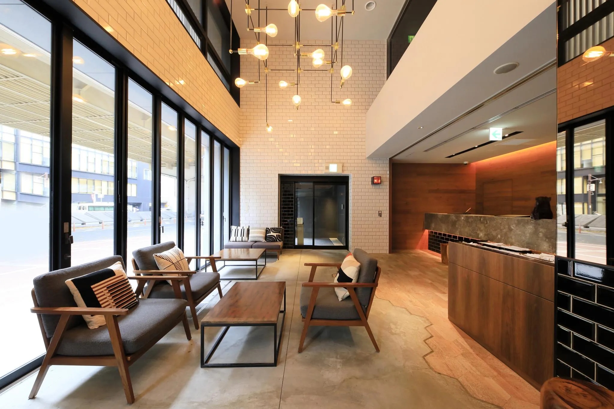 クインテッサホテル大阪梅田 Comic&Books