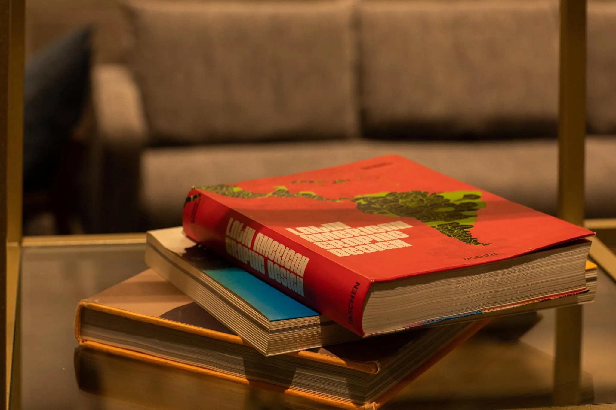 クインテッサホテル大阪心斎橋 Comic＆Books