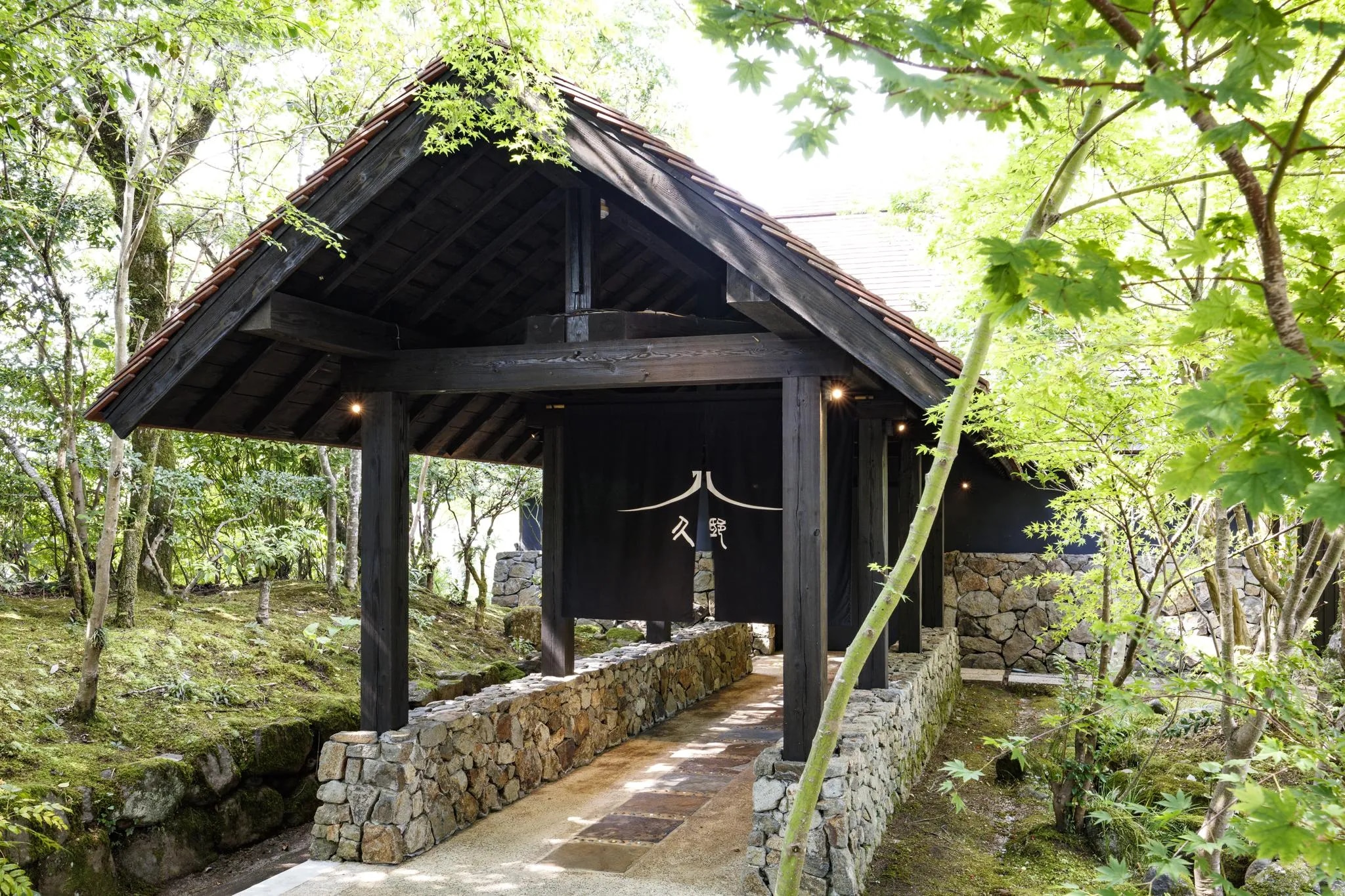 全室離れの温泉宿 久邸