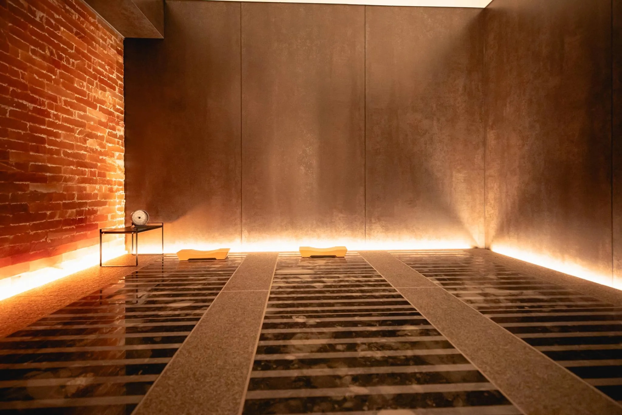 GOLD STAY 名古屋 大須